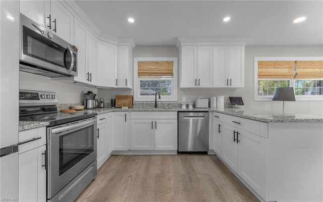 725 N Great Neck RD, Virginia Beach, VA 23454