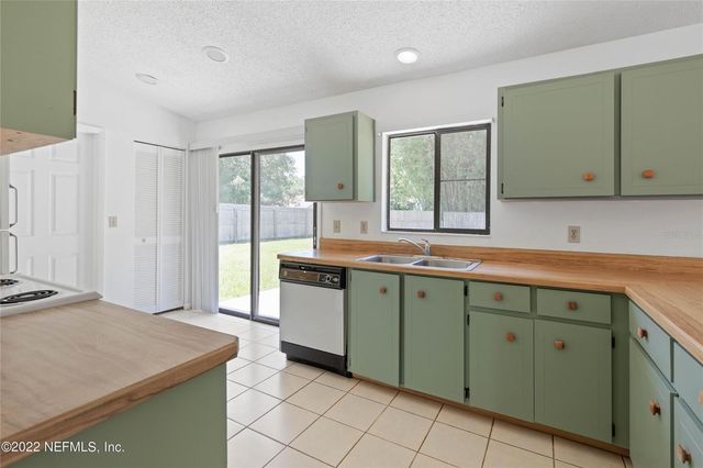 94 BELVEDERE LANE, Palm Coast, FL 32137