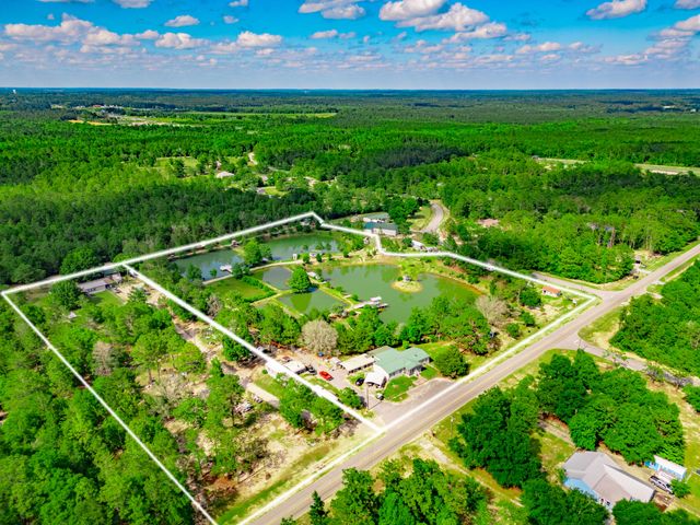 6291 Coy Burgess Loop, Defuniak Springs, FL 32435