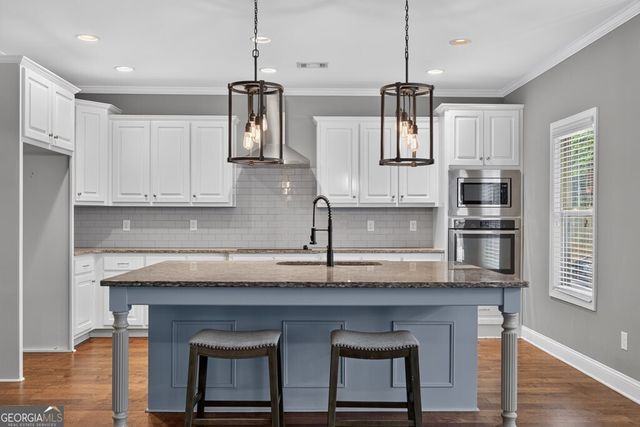 201 Overton Point, Carrollton, GA 30116