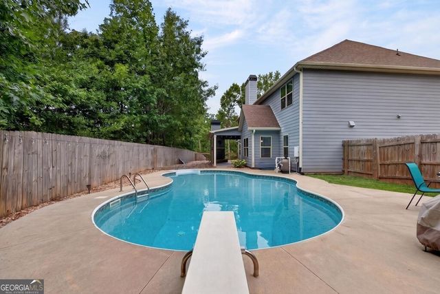 201 Overton Point, Carrollton, GA 30116