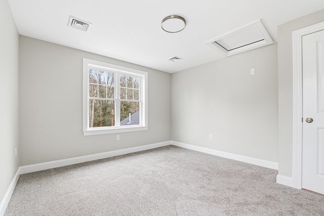 17 Pat Rose Way, Rockland, MA 02370