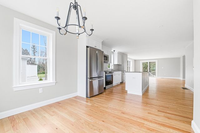17 Pat Rose Way, Rockland, MA 02370
