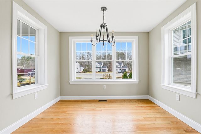 17 Pat Rose Way, Rockland, MA 02370