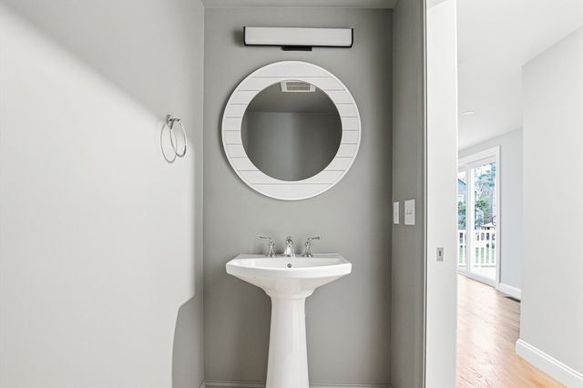 17 Pat Rose Way, Rockland, MA 02370