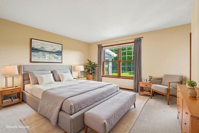 W72N540 Cider Mill COURT, Cedarburg, WI 53012