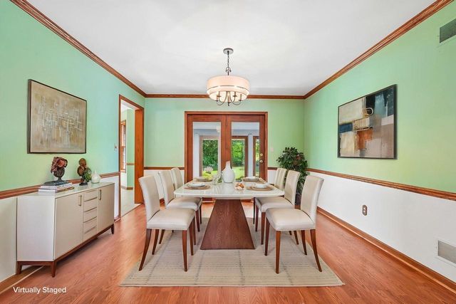W72N540 Cider Mill COURT, Cedarburg, WI 53012