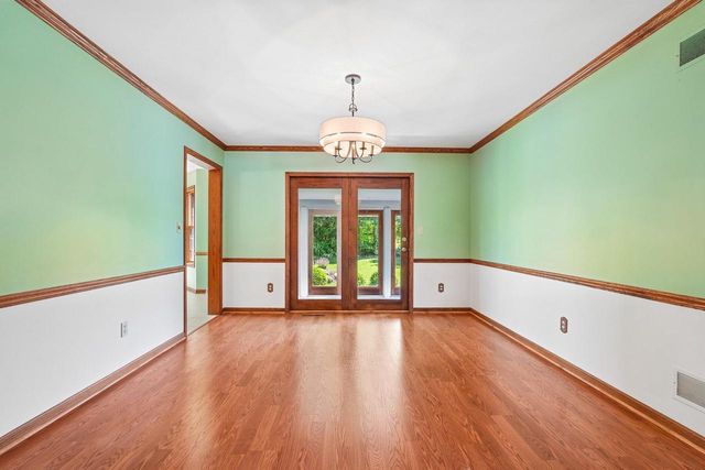 W72N540 Cider Mill COURT, Cedarburg, WI 53012