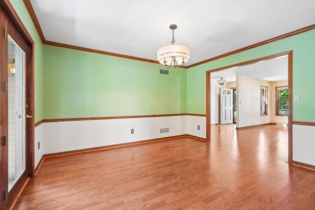 W72N540 Cider Mill COURT, Cedarburg, WI 53012