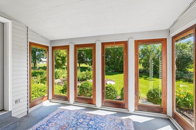 W72N540 Cider Mill COURT, Cedarburg, WI 53012