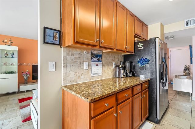 230 174th St 1520, Sunny Isles Beach, FL 33160