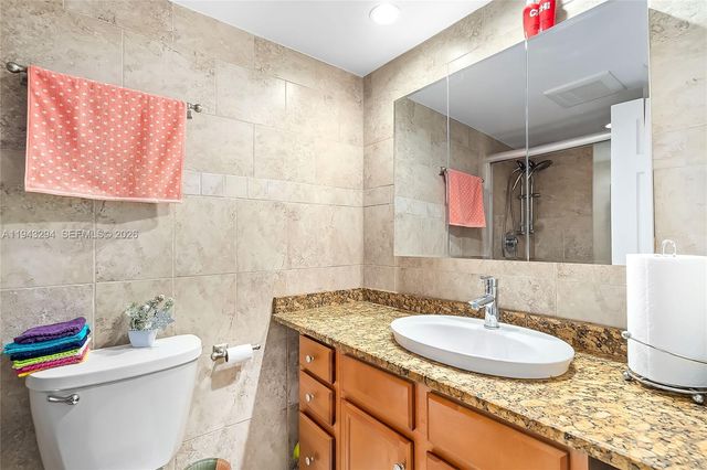 230 174th St 1520, Sunny Isles Beach, FL 33160