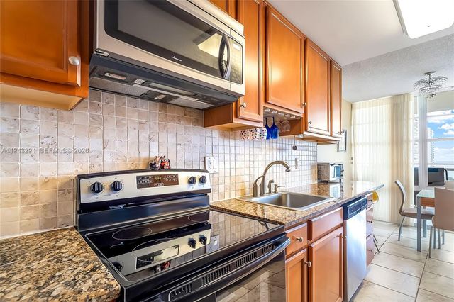 230 174th St 1520, Sunny Isles Beach, FL 33160