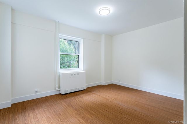 6 Fordham Hill Oval 2G, Bronx, NY 10468