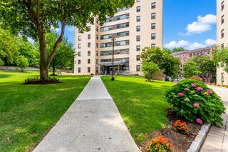 6 Fordham Hill Oval 2G, Bronx, NY 10468