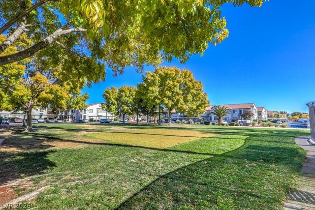 3318 North Decatur Boulevard 2142, Las Vegas, NV 89130