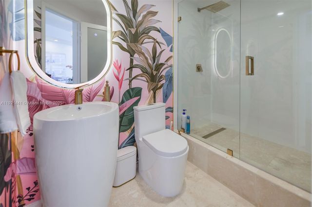 801 Brickell Bay Dr 1962, Miami, FL 33131