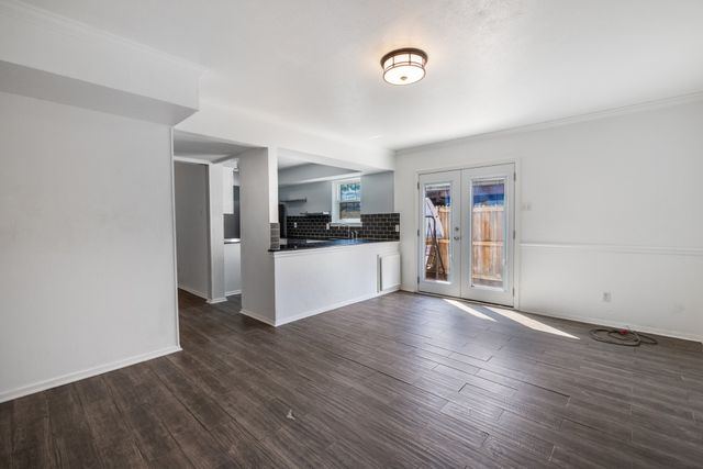 1821 E Grauwyler Road 187, Irving, TX 75061