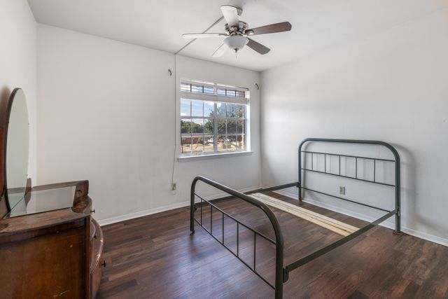 1821 E Grauwyler Road 187, Irving, TX 75061