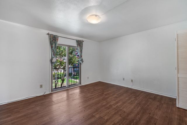 1821 E Grauwyler Road 187, Irving, TX 75061