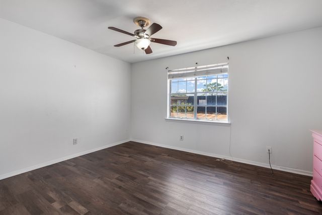 1821 E Grauwyler Road 187, Irving, TX 75061