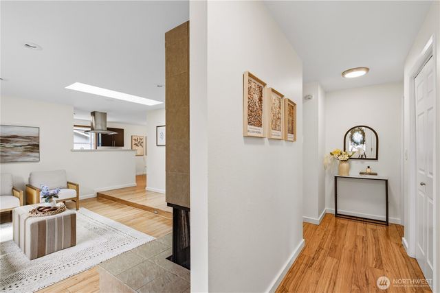 12019 NE 136th Pl Place, Kirkland, WA 98034