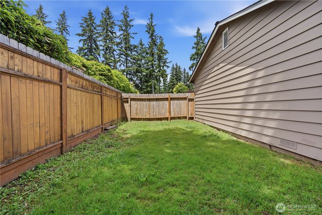 12019 NE 136th Pl Place, Kirkland, WA 98034