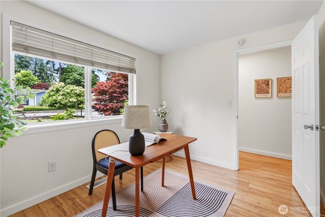 12019 NE 136th Pl Place, Kirkland, WA 98034