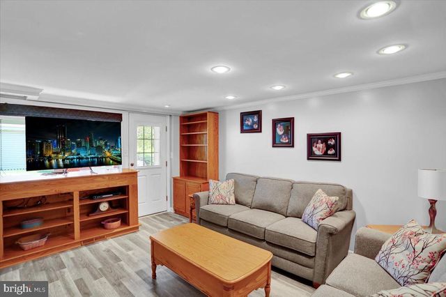 805 JEROME PL, West Lawn, PA 19609