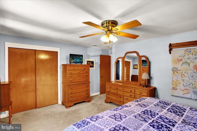 805 JEROME PL, West Lawn, PA 19609