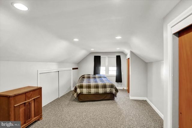 805 JEROME PL, West Lawn, PA 19609
