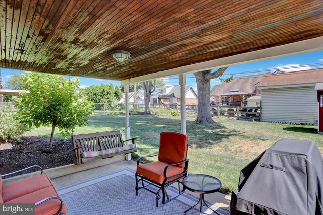 805 JEROME PL, West Lawn, PA 19609