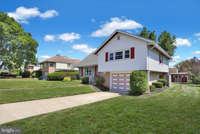805 JEROME PL, West Lawn, PA 19609