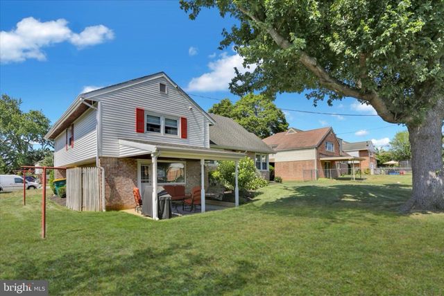 805 JEROME PL, West Lawn, PA 19609