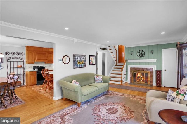 805 JEROME PL, West Lawn, PA 19609
