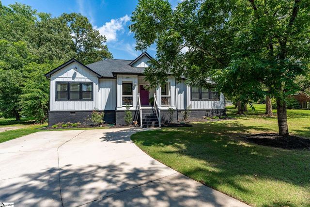 209 Missallie Drive, Clinton, SC 29325