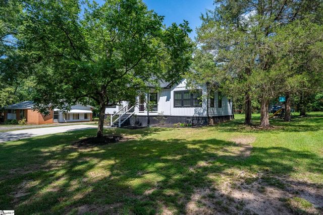 209 Missallie Drive, Clinton, SC 29325