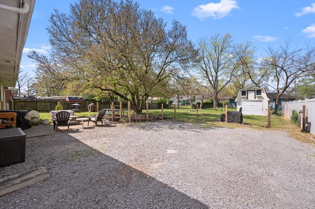 1723 Hamilton Dr, Murfreesboro, TN 37129