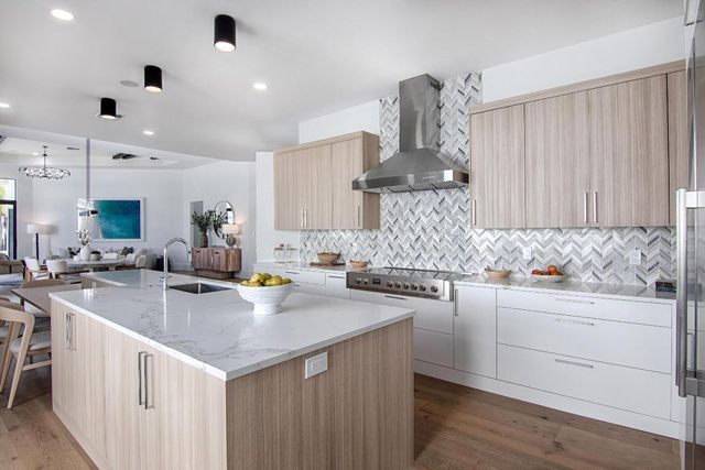 2570 Players Court, Wellington, FL 33414