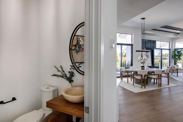 2570 Players Court, Wellington, FL 33414