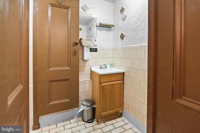 2112 FLEET ST, Baltimore, MD 21231