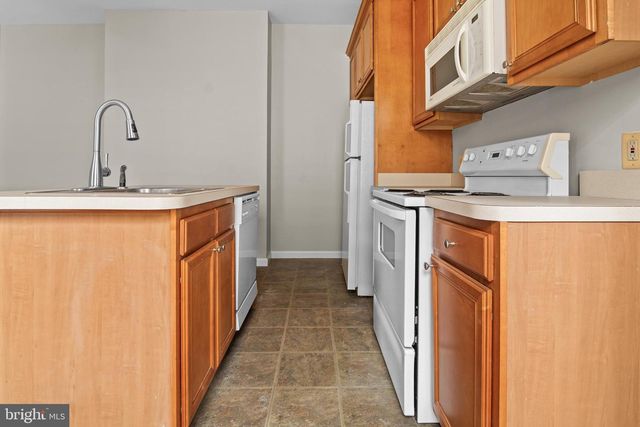 2112 FLEET ST, Baltimore, MD 21231