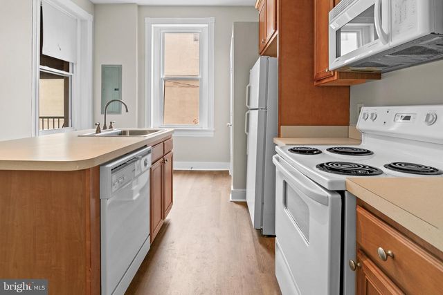 2112 FLEET ST, Baltimore, MD 21231