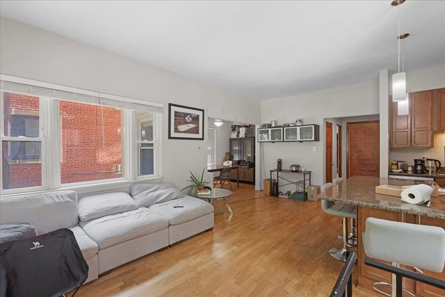 429 W WELLINGTON Avenue 1A, Chicago, IL 60657