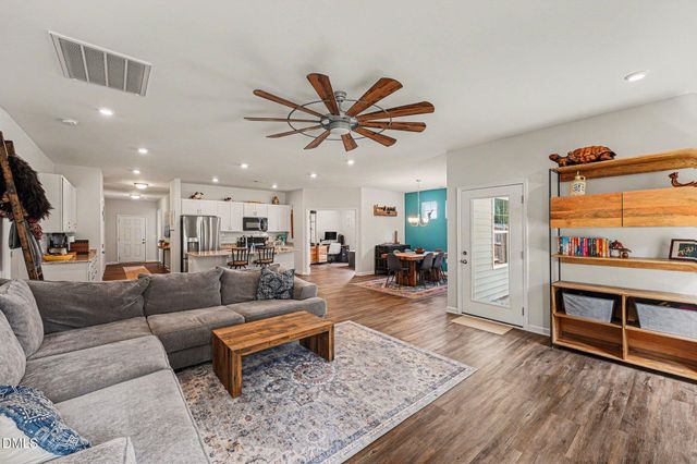 5077 Pioneer Drive, Sanford, NC 27330