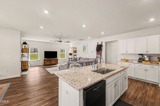 5077 Pioneer Drive, Sanford, NC 27330