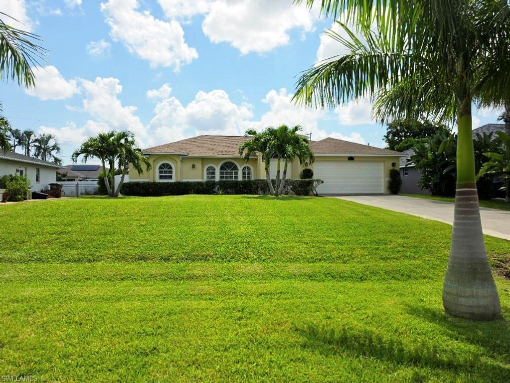 4137 SW 10th AVE, CAPE CORAL, FL 33914 — exterior