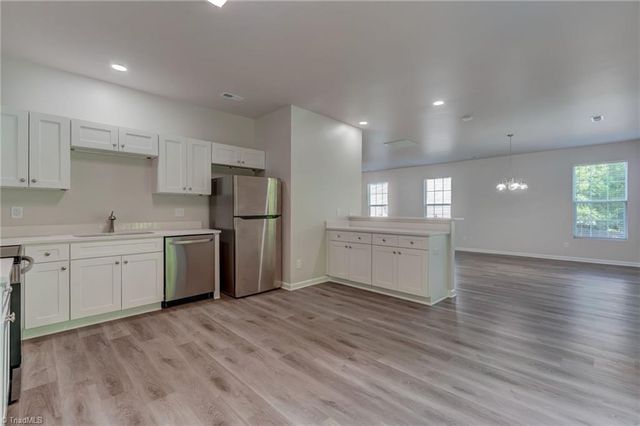 1048 Megan Cross Lane, Kernersville, NC 27284