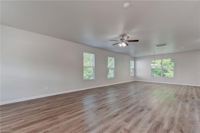 1048 Megan Cross Lane, Kernersville, NC 27284