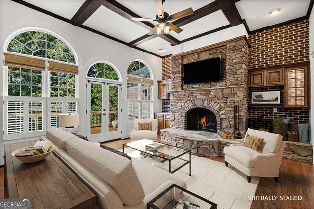 5015 Rockingham Drive, Roswell, GA 30075